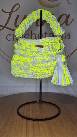 Bolsa Baby Neon em crochê feita à mão