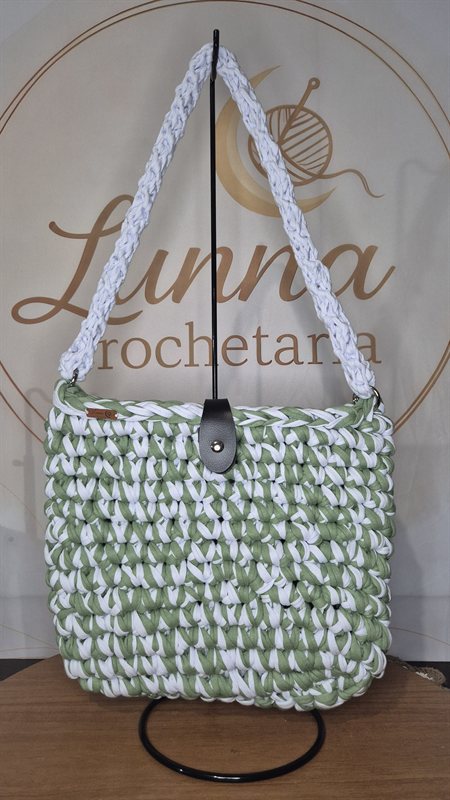 Bolsa Cadernos G Verde — bolsa de crochê feita à mão, cor verde