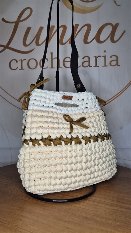 Bolsa Cadernos P Tons de Bege — bolsa de crochê feita à mão, cor tons de bege