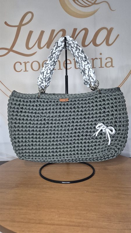 Bolsa Classica Cinza — bolsa de crochê feita à mão, cor cinza