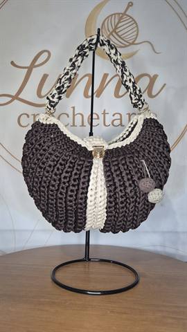 Bolsa Lunna G Marrom e Creme em crochê feita à mão